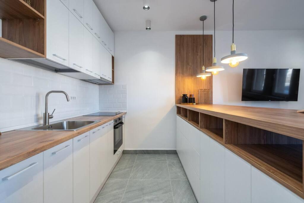 Stylish Apartament Magheru บูคาเรสต์ ภายนอก รูปภาพ