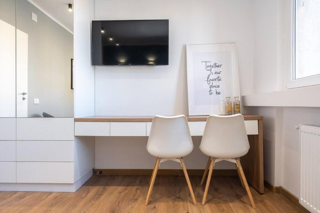 Stylish Apartament Magheru บูคาเรสต์ ภายนอก รูปภาพ
